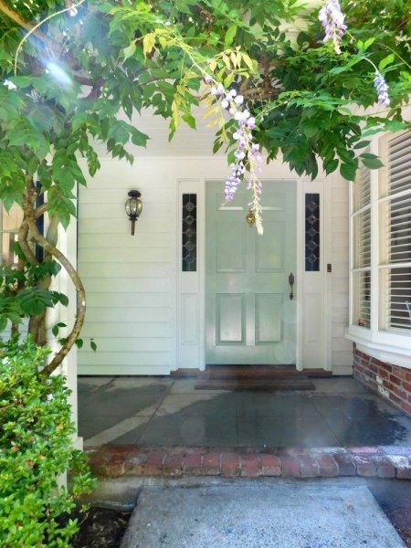 Front-entry-450x600.jpg